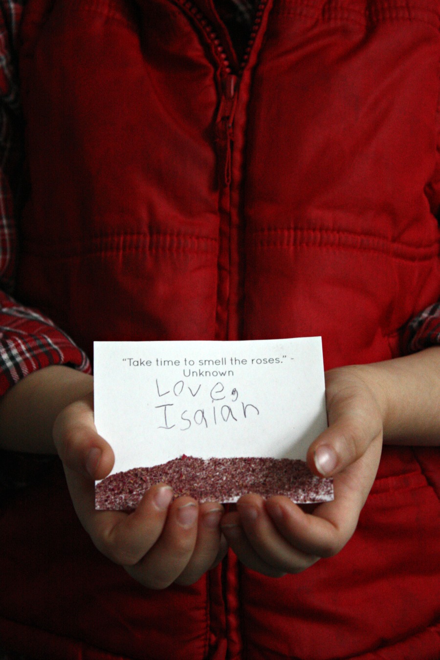 How To Make Scented Rose Dust Valentine's Day Cards For Children | Growing Up Herbal | Make DIY Valentine's Day cards with herbs and essential oils for loved ones this year!
