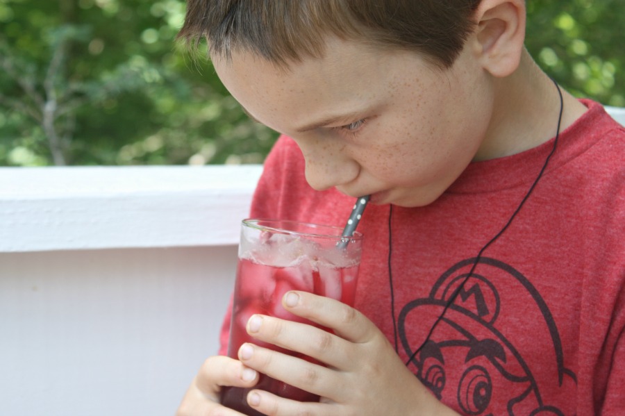 3 Homemade Electrolyte Drink Recipes Your Kids Will Love | Growing Up Herbal | Try these homemade electrolyte drink recipes the next time your kiddo needs to stay hydrated naturally! They taste great!