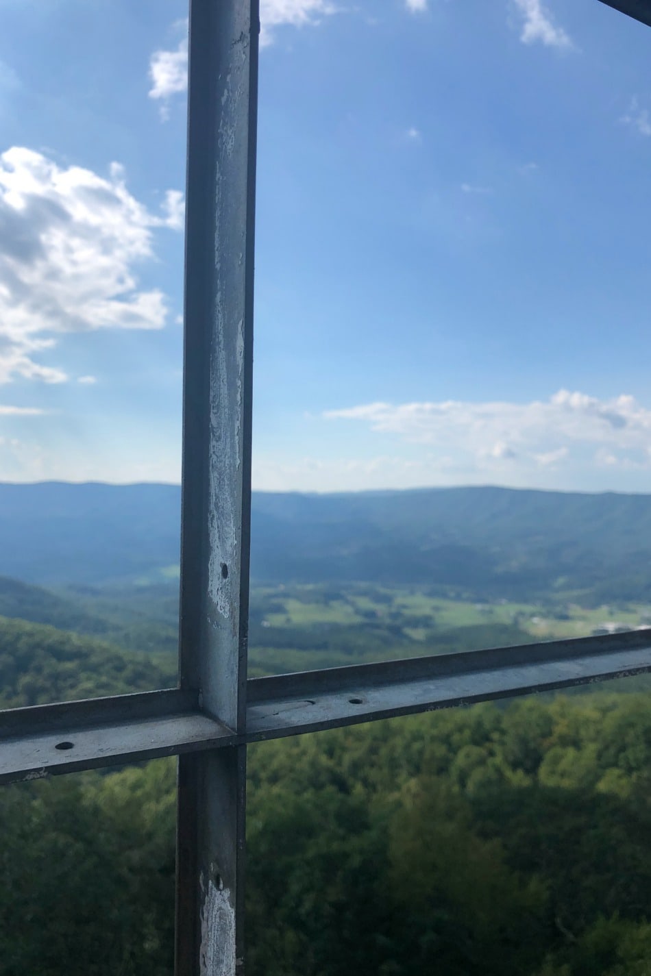 Labor Day Hike to the Fire Tower | Growing Up Herbal | Enjoy views of the Appalachian Mountains of East Tennessee in these photos from our Labor Day hike to the fire tower.