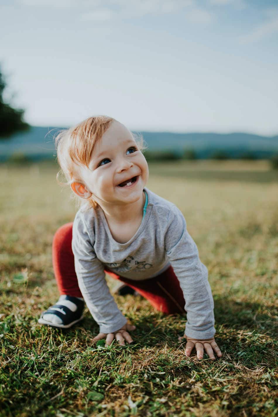 An Herbal Teething Remedy That Actually Works! | Growing Up Herbal | Having a teething baby is no fun, especially when all the go-to relief products don't work. Thankfully, there's an herbal teething remedy that works!