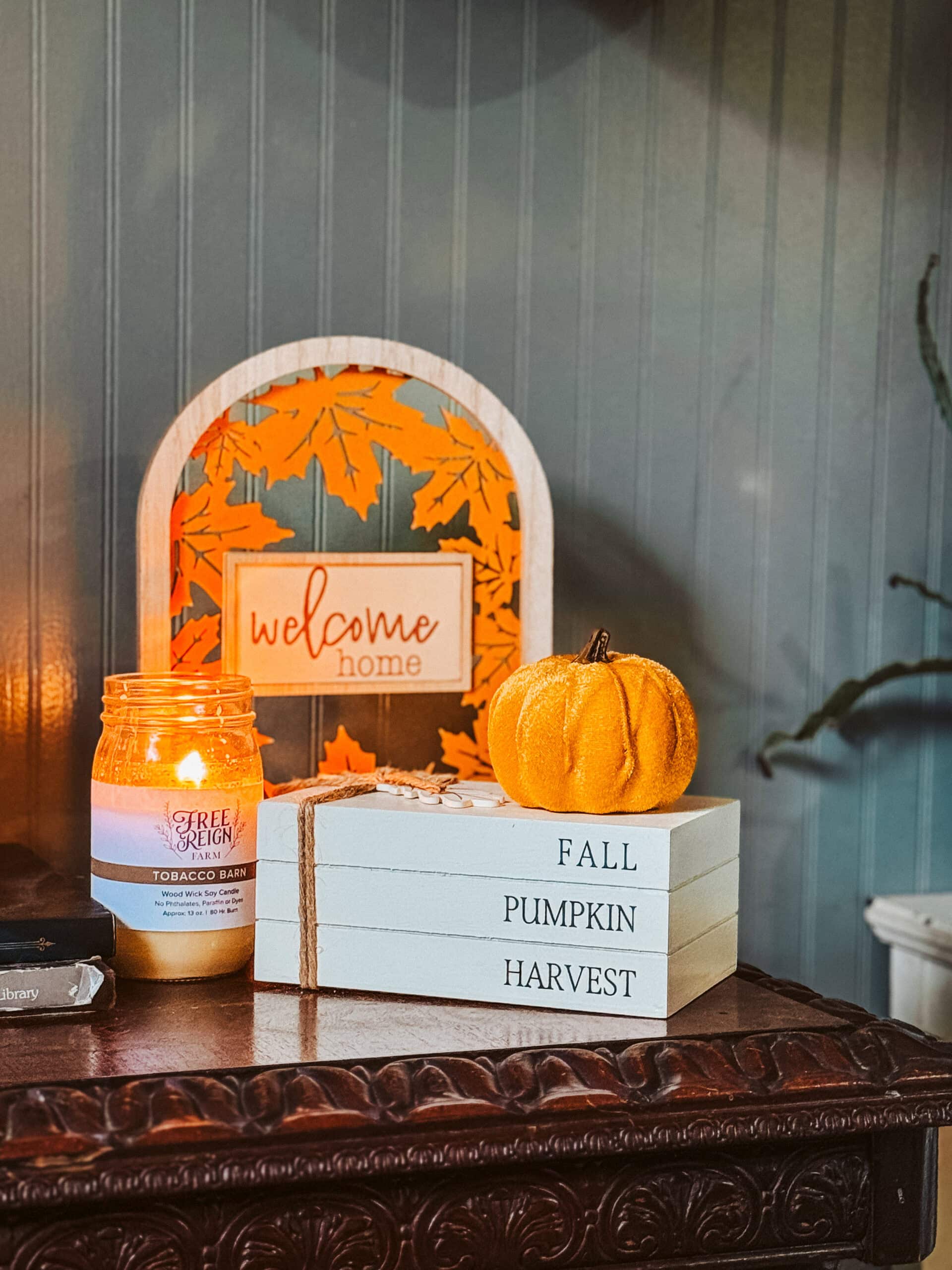 Spend a Seasonal-Inspired Autumn Day With Me | Growing Up Herbal | Spend a seasonal-inspired autumn day with me from start to finish to see what living slowly and intentionally in autumn looks like.